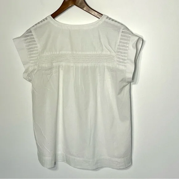 Lucky Brand white cap sleeve popover blouse, Pintuck detail. Relaxed fit Medium - Picture 5 of 5